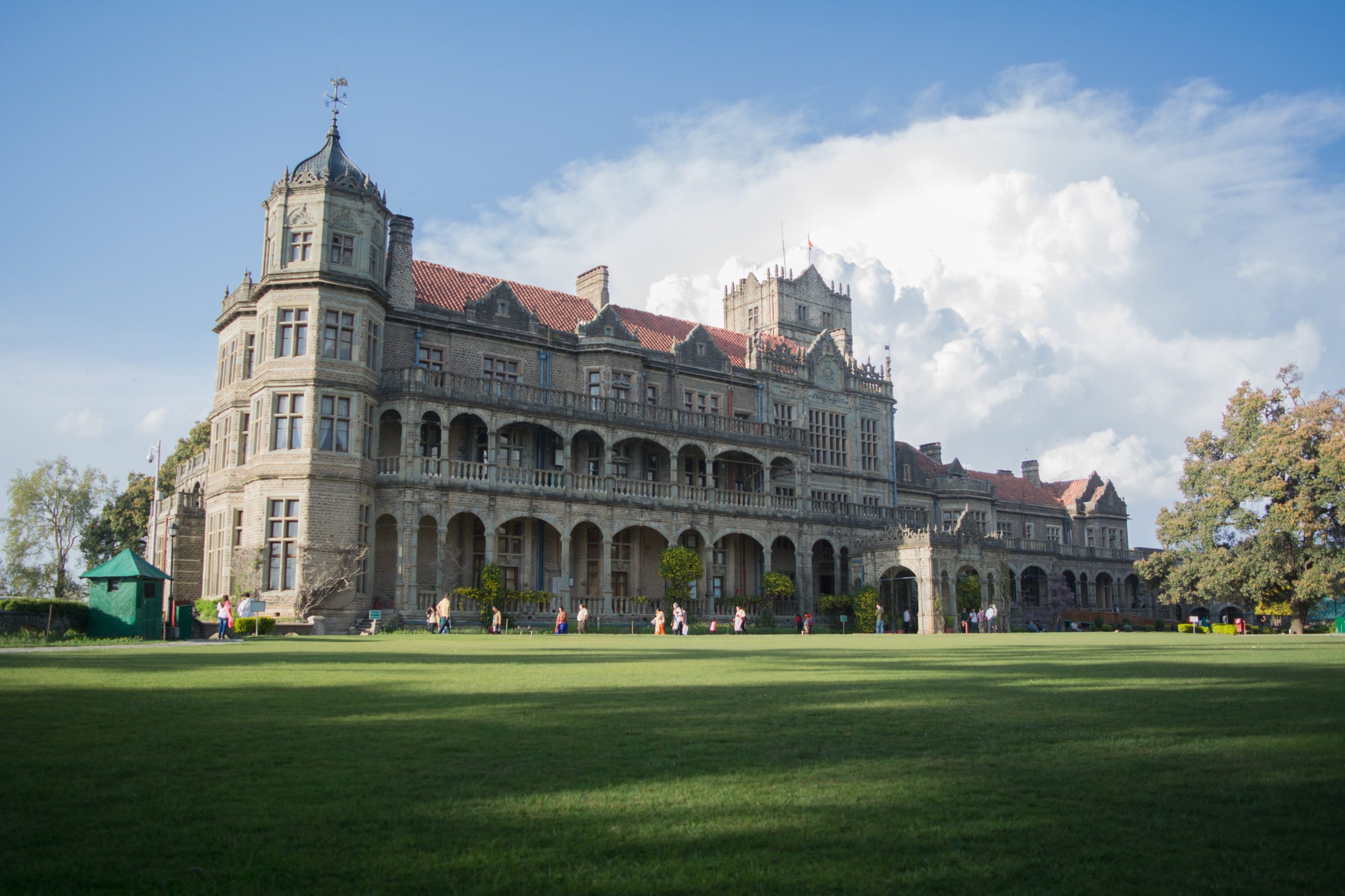 INDIAN INSTITUTE OF ADVANCED STUDIES